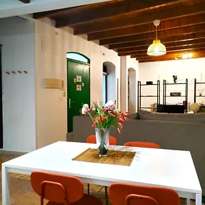 Loft B2, In Seville
